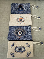 Small lucky eye wristlet