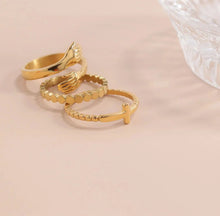 Load image into Gallery viewer, Beaded Cross Ring