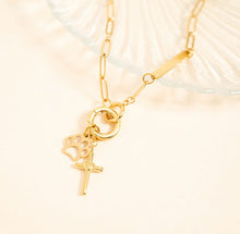 Load image into Gallery viewer, Engravable Paperclip Charm Holder Necklace