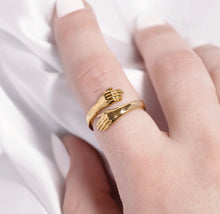 Load image into Gallery viewer, Hug Ring