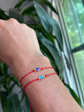 Load image into Gallery viewer, Red string adjustable protection bracelet